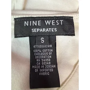 Nine West‎ V Neck Embroidery White Top S 3/4 Sleeve Cotton A1-0035 thumbnail 2