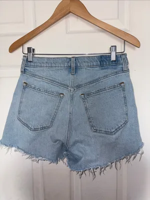 Abercrombie & Fitch The 90’s Relaxed Curve Love CutOff High Rise Denim Shorts thumbnail 2