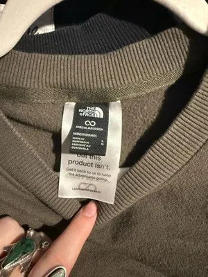 The North Face Crewneck Sweatshirt thumbnail 3
