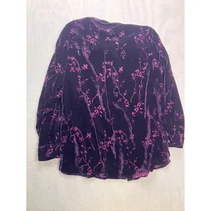 Jaclyn Smith Classic Plus Button Down Women X Purple Floral Velvet Burnout‎ Top thumbnail 9