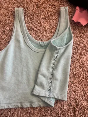 Aerie Tank thumbnail 3