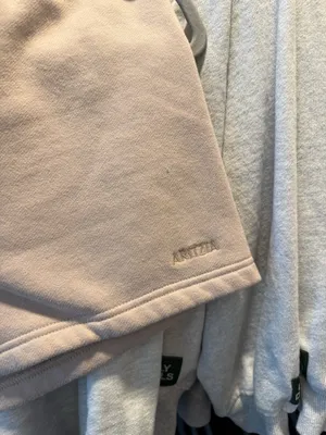 Aritzia Sweat Shorts thumbnail 3
