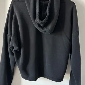 PUMA Women's‎ Black Pullover Sweater thumbnail 4