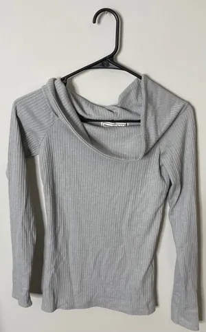 Abercrombie & Fitch Women’s Long Sleeve Top Gray Medium Vtg Y2K Excellent Condition thumbnail 2