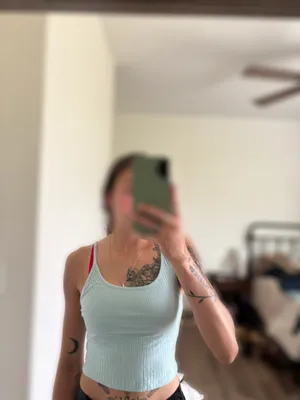 Old Navy Tank Top thumbnail 2