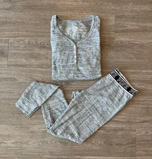 Victoria’s Secret PINK Thermal Pajama Set – Size Small (Vintage 2010) thumbnail 1