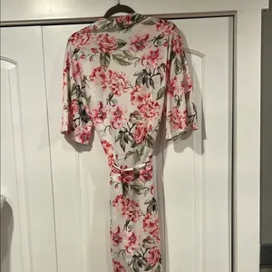 Show Me Your MuMu Floral Robe‎ - Pink and Green thumbnail 5