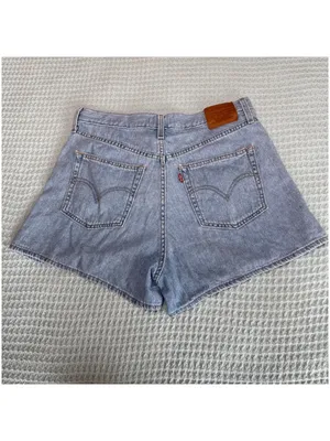 Levis Premium High Loose Shorts Womens 31 Denim Jean Mom Jorts Light Wash thumbnail 2