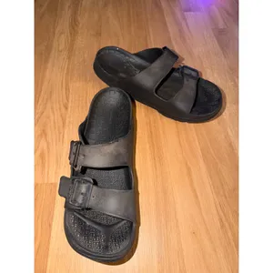 Gravity Defyer G-Defy Black Slide Sandals Dual Strap Buckle Comfort Men Size 11 thumbnail 2