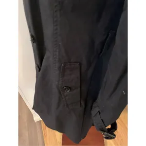 Black banana republic trench coach, size small thumbnail 2