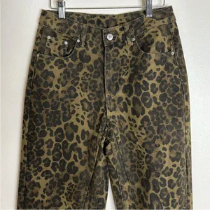 Aelfric Eden ladies leopard print wide leg jeans size 28 thumbnail 3