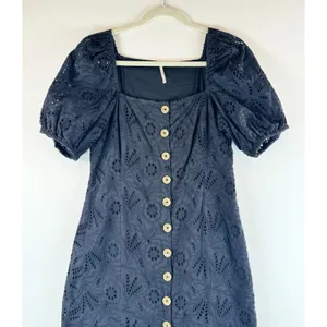 Free People Womens Dress Black Daniella Eyelet Mini Puffed Babydoll Boho Size 8 thumbnail 6