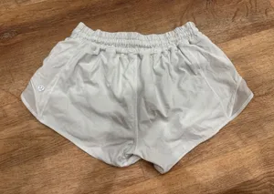 Lululemon Hotty Hot 2.5" White Shorts thumbnail 1