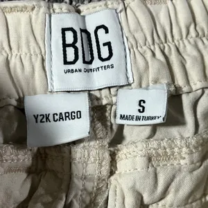 BDG Urban‎ Outfitters Y2K Cargo Pants Womens S Cream Wide Leg Elastic Waist Seam thumbnail 4