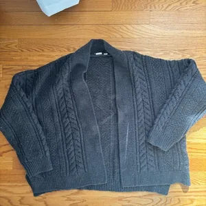 GAP chunky cardigan thumbnail 1