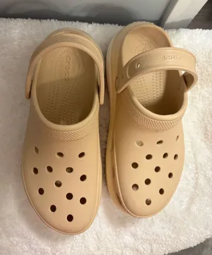 Platform Crocs Nude Sz. thumbnail 1