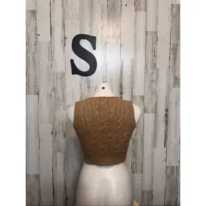 Camel Beige Cable Knit V-Neck Cropped Sweater Vest Women's Size Small thumbnail 4