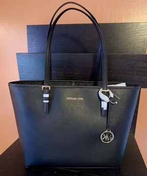New Michael Kors shoulder bag adjustable hand strap genuine leather Sliver Logo thumbnail 1