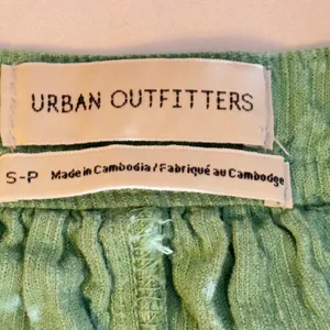 500 |‎ Urban Outfitters Boho Linen Blend Tie Shoulder Romper Green Womens S thumbnail 5