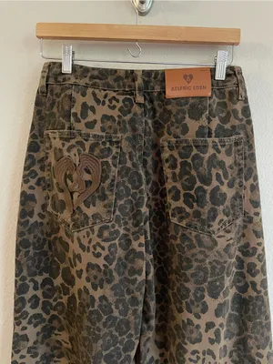 Aelfric Eden Leopard Print High Rise Wide Leg Jeans Size 28 thumbnail 8