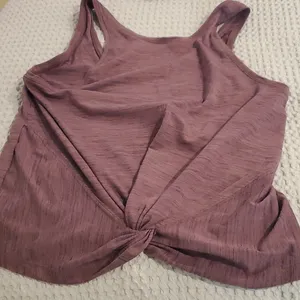 Athleta Top Size M (48) thumbnail 2