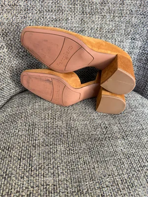 Franco Sarto Suede Block Heel Pump Size 8.5 in Saddle Brown Suede thumbnail 2