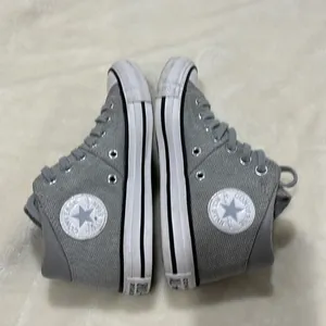 Converse shoes size 6 thumbnail 5