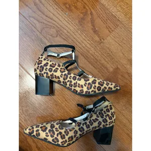 Leopard Print Pumps Mary Jane T-Strap Brown Block‎ Heel Pointed Toe Size 39 8.5 thumbnail 3