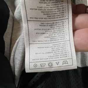 Vintage Nike Women's M Full Zip-Embroidered Swoosh Nylon Windbreaker 90's Jacket thumbnail 10