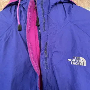 The North Face Hooded Jacket Zip Up thumbnail 4