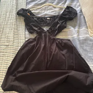 Garage Dress Black thumbnail 1