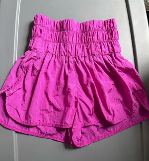 Free people size XS shorts like meme thumbnail 1