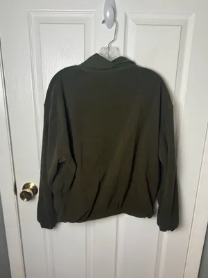 Vuori Aspen Half Zip in Olive M thumbnail 4