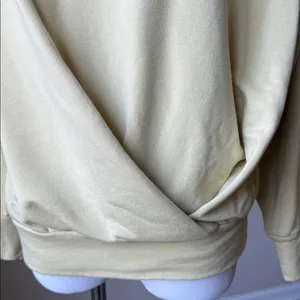 Lululemon Pleated Modal Fleece Pulover Dew Green thumbnail 3