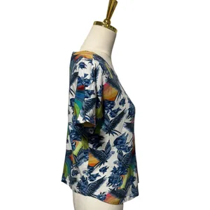 Farm Rio for Anthropologie Aves Graphic Tee Rainbow Macaw Floral Size Medium thumbnail 3