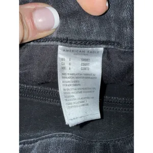 American Eagle Women's 6‎ Short Black Super Hi-Rise Jegging Dream Stretch Jeans thumbnail 4