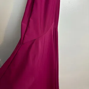 LA FEMME Simple Elegant Long Jersey Dress with Scoop Neck in Burgundy thumbnail 8