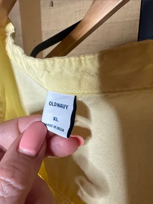 Old Navy Butter Yellow Button Front Tie Sleeve Blouse XL Cotton Modal thumbnail 4