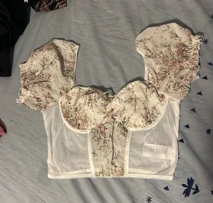 Francesca's Top thumbnail 1