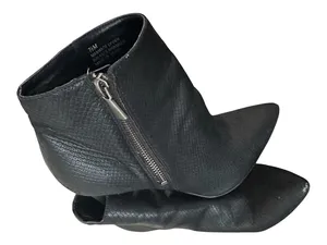 BP Black Pointed Stiletto Ankle Booties- Sleek Textured Design thumbnail 2