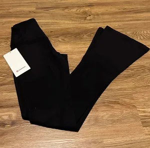 Lululemon Leggings Align Mini Flare Pant Regular thumbnail 1