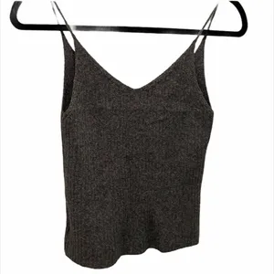 American Eagle ✨ Ribbed Knit Crop Top✨ thumbnail 4
