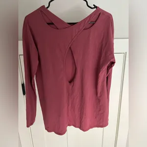 lululemon long sleeve thumbnail 2