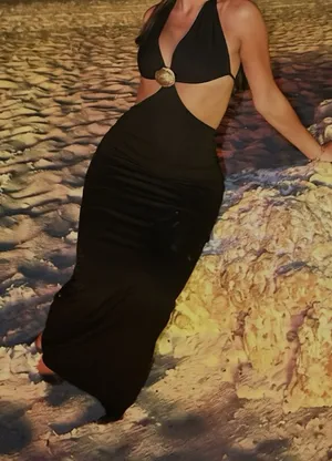black long vacation dress Size XS thumbnail 1
