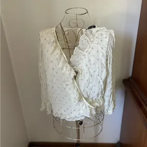 Abercrombie & Fitch Metallic Dot Ruffle Wrap Top Size S thumbnail 3