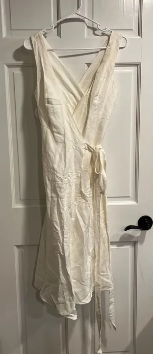 Fame and Partners Linen Blend Wrap Dress in Off White Color US Size 0 NWT thumbnail 1
