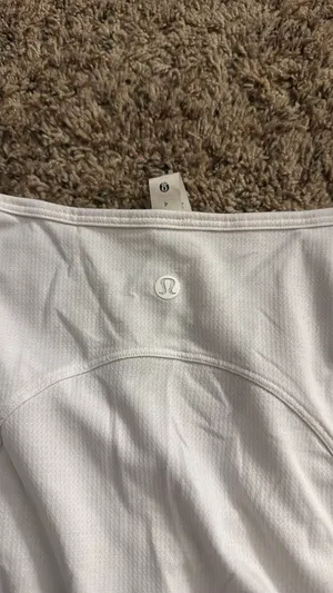 Lululemon Cropped Long Sleeve thumbnail 3