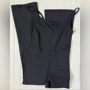 Wilfred Free Aritzia Divinity Jumpsuit Kick Flare Athletic Sz M 869 thumbnail 9