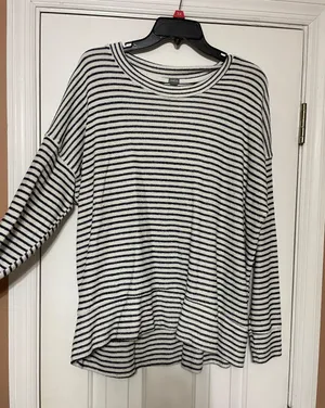 Aerie Pullover thumbnail 1