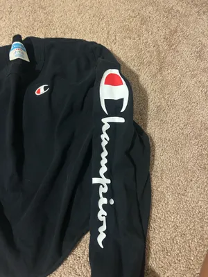 Champion Black Long-Sleeve Logo Crop Sweatshirt thumbnail 4